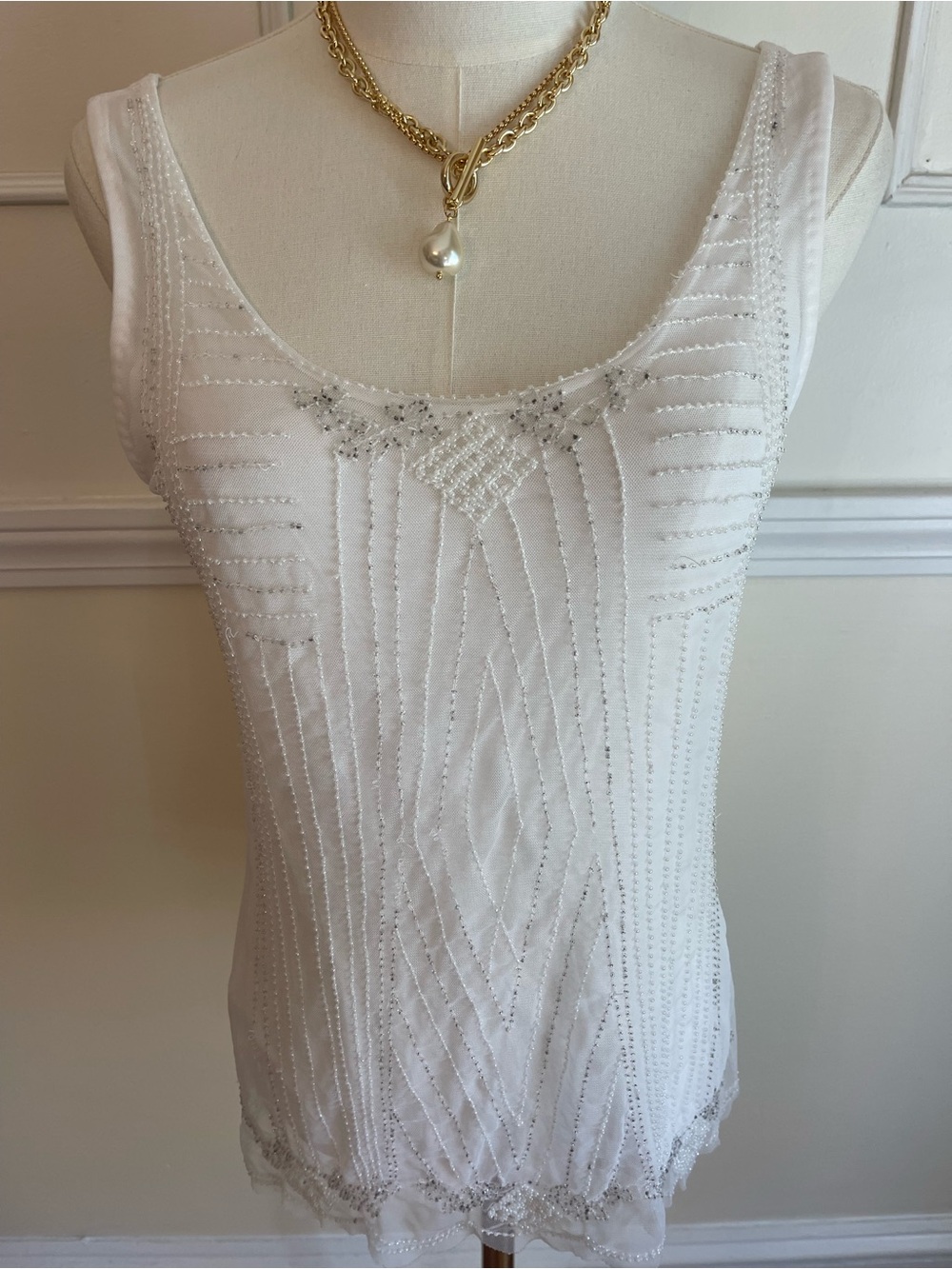 White Beaded Handmade Scoop Neck Sleeveless Tank Top